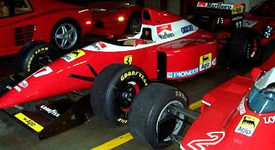 ferrari_f1.jpg (21413 bytes)